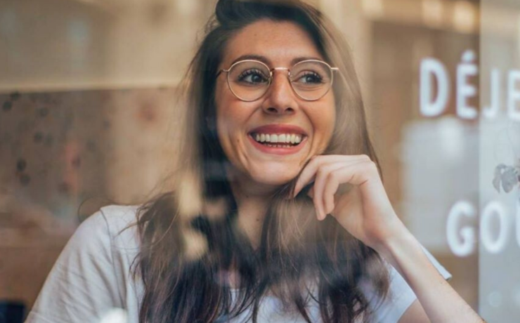 Laura, instagrameuse, community manager, photographe culinaire, fondatrice de Les Paris de Laura - TALENTY