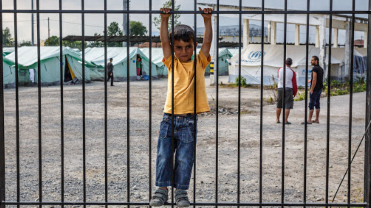 Sur la route des réfugiés – le regard éclairé de Jef Baecker