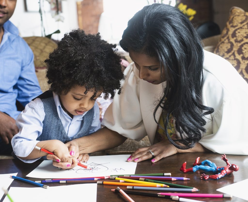 Activités à faire avec ses enfants à la maison